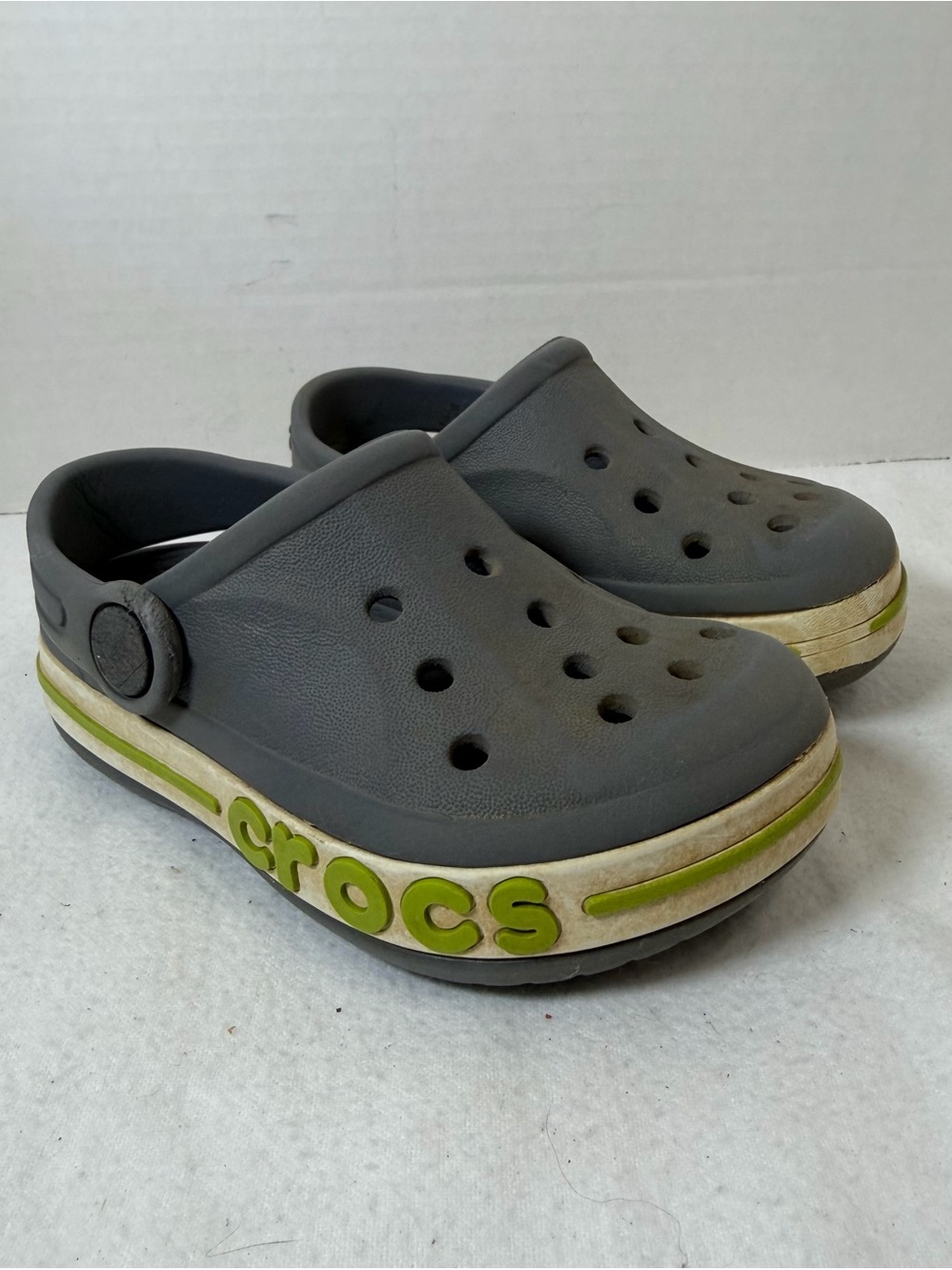 Crocs Kids Bayaband Clogs Sandals Gray/Volt Green Size 7 Slip-On Comfort